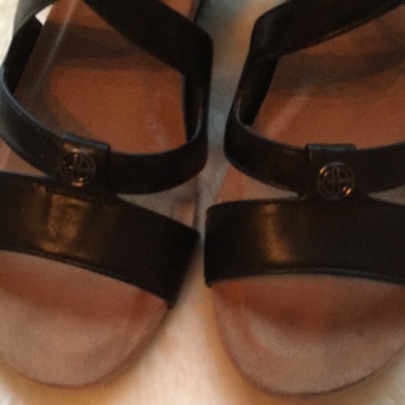 GIANI BERNINI WEDGE BLACK WOMEN SANDALS SIZE 8.5 - Picture 6 of 8